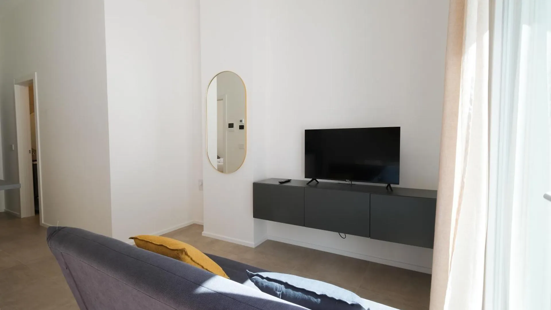 Appartamento Amas Loft - Via Giulio Petroni Bari 0*,  Italia