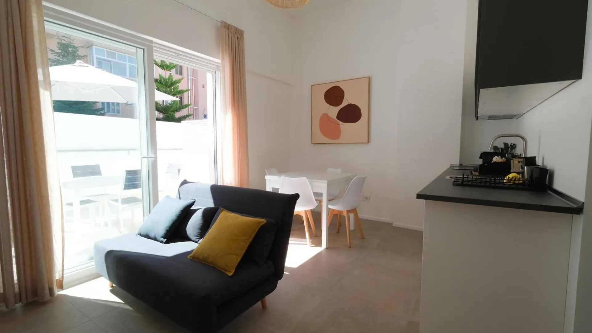 Apartamento Amas Loft - Via Giulio Petroni Bari 0*,  Italia